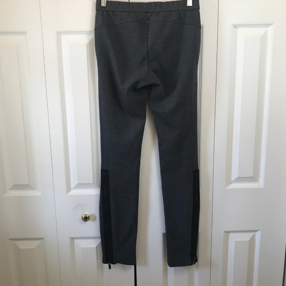BCBG Charcoal Moto Leggings w/ Zippers sz S - Picture 5 of 8